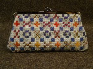 Picture of WMLP10 Tapestry Purse