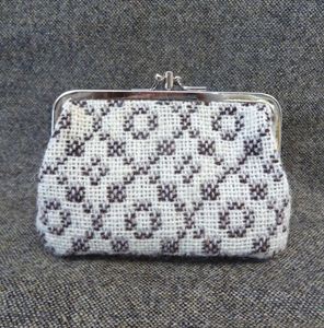 Picture of WMMP04 Tapestry Purse
