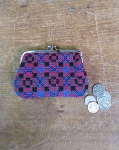 Picture of Medium Tapestry Purse - 090