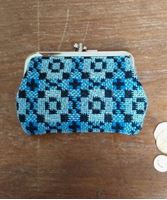 Picture of Medium Tapestry Purse - 09
