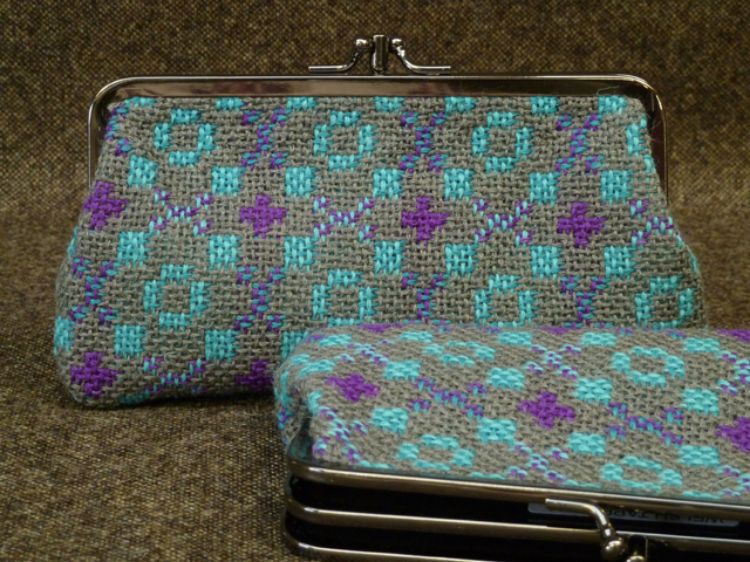 Picture of WMLP07 Tapestry Purse