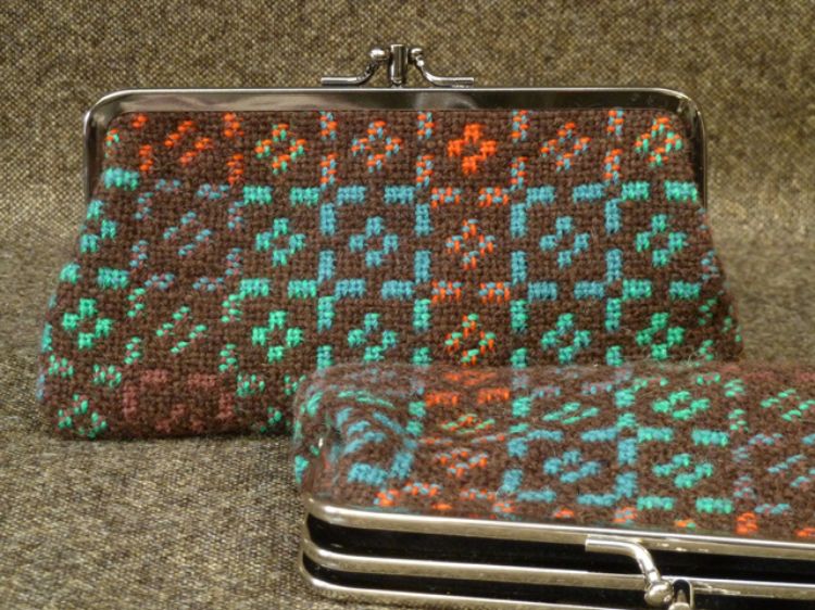 Picture of WMLP09 Tapestry Purse
