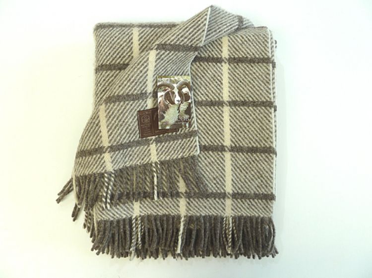Picture of Jacobs wool checked throw/blanket