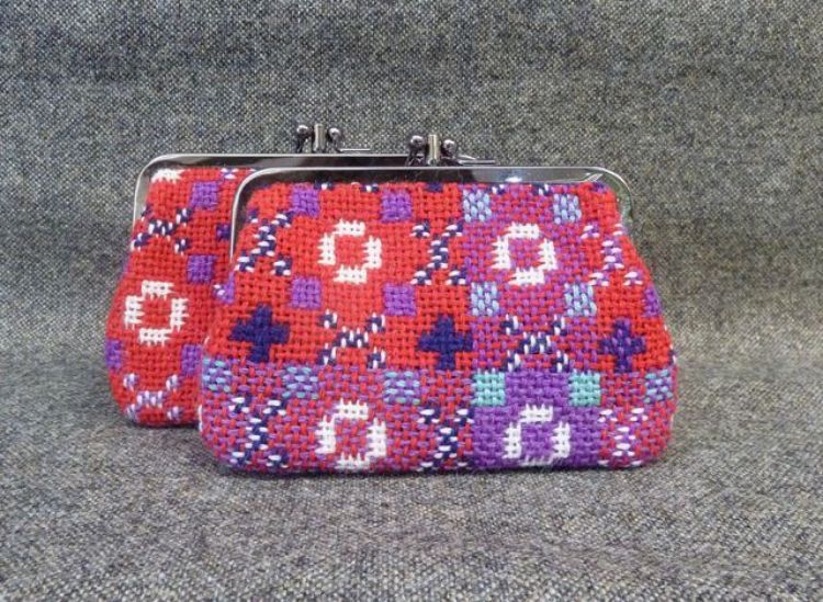 Picture of Medium Tapestry Purse - 03