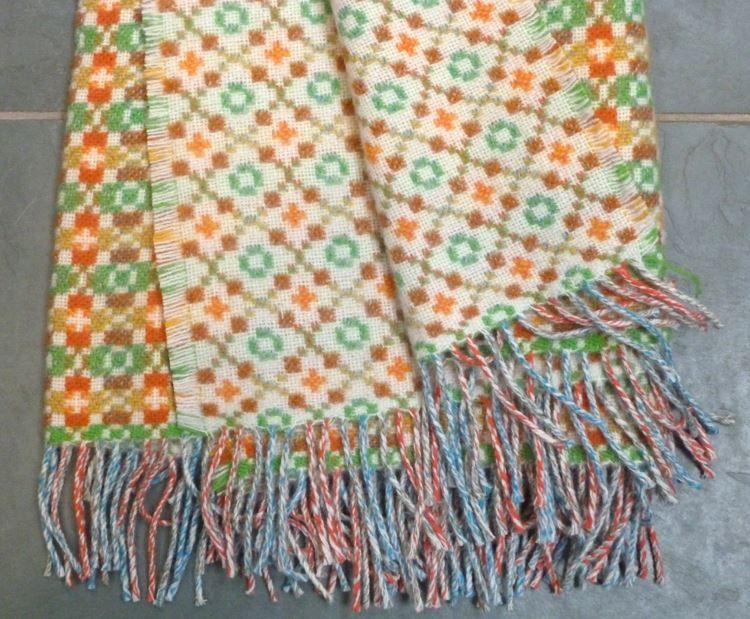 Picture of Yellow and Green Tapestry Wool Throw