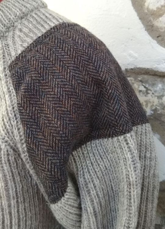 Picture of Tweed Men's Jumper - Oatmeal