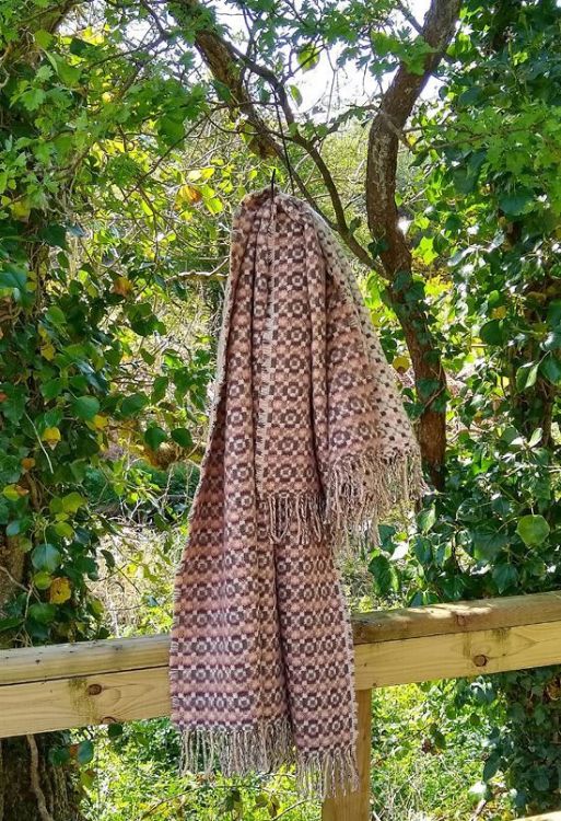 Picture of Welsh Tapestry Style Throw - Plum, Ecru, Sage