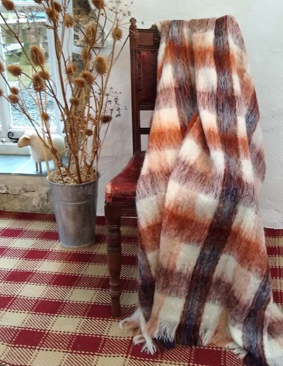 Picture of Mohair Throw - Warm Spice and Ecru