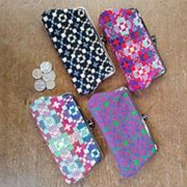 Show products in category Large Purse