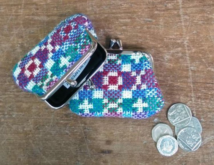 Picture of Small Tapestry Purse - 20