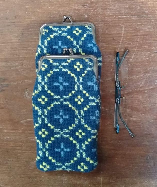 Picture of Glasses Case - 12