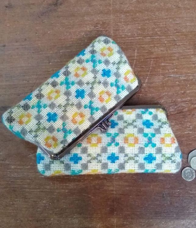 Picture of Large Purse - 09