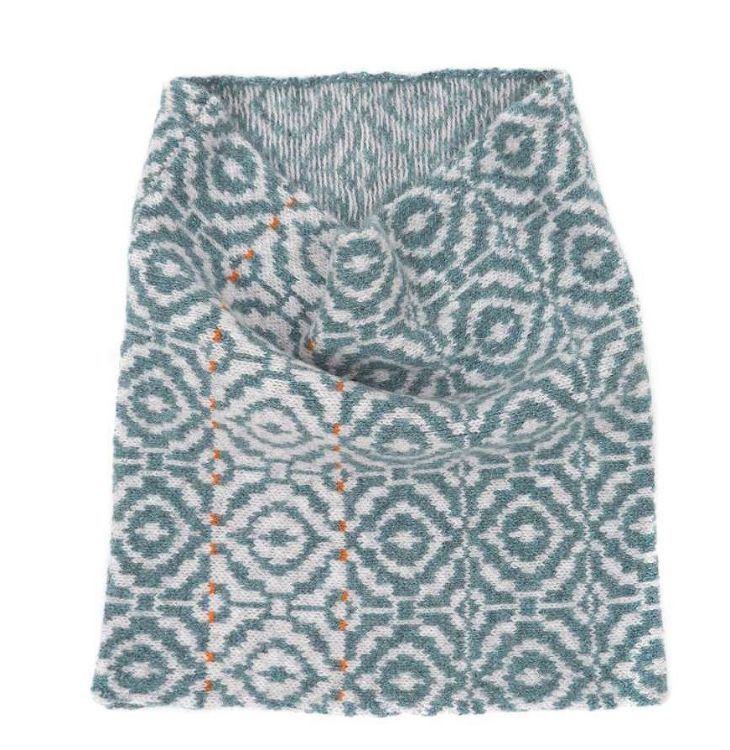 Picture of Desen Cowl - 228