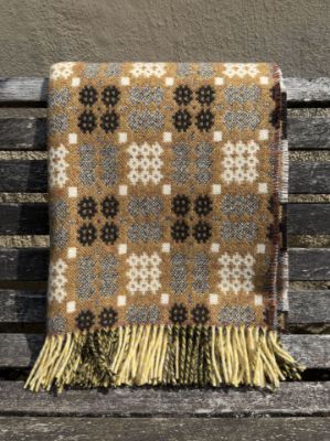 Show details for Welsh Tapestry Style Throw - Antique Picture of Welsh Tapestry Style Throw - Antique